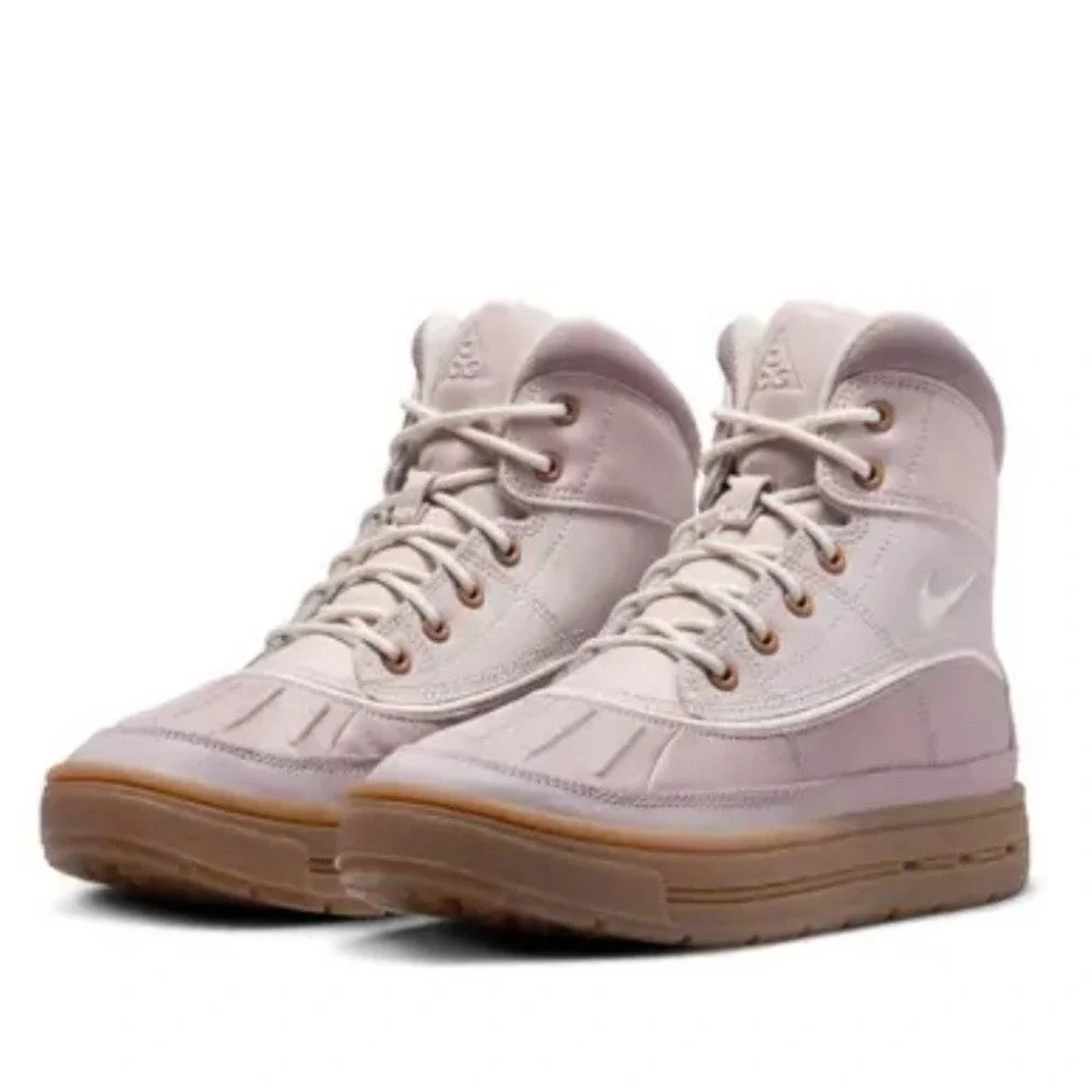 NIKE Youth Kids WOODSIDE 2 HIGH Waterproof Boots Platinum Violet (HF0767 200) 1Y